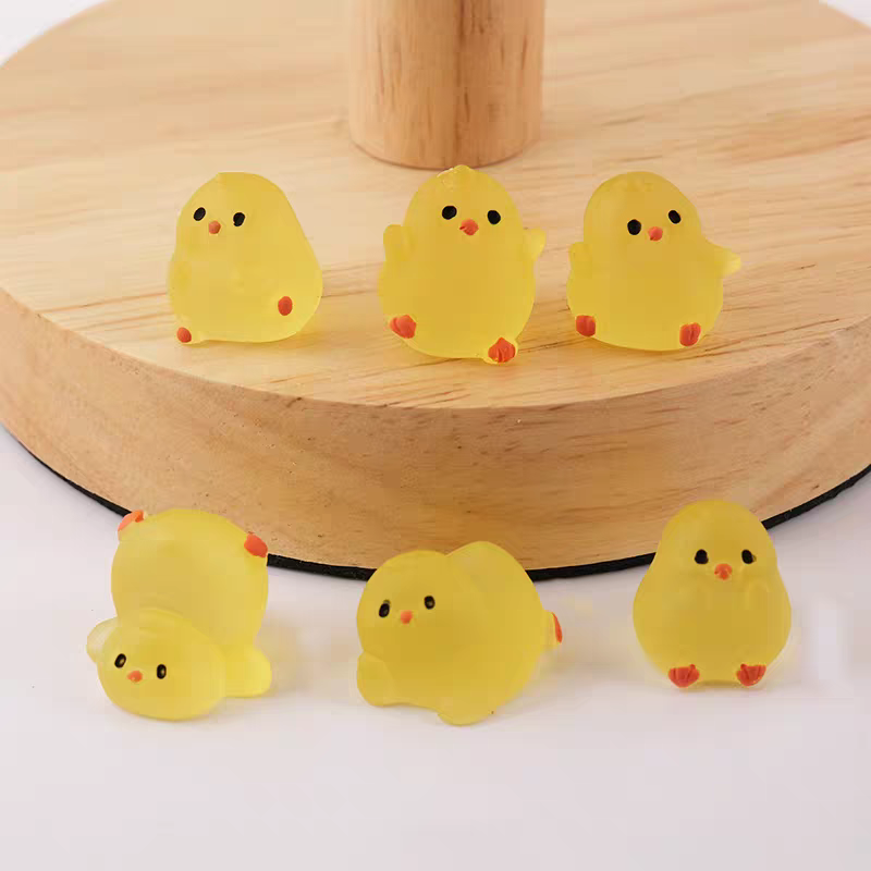 Glow-in-the-Dark Mini Chick Li - Kids Toys Car ulasan dan harga